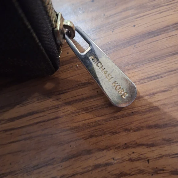 MICHAEL Michael Kors Brown Wallet - Picture 5 of 11